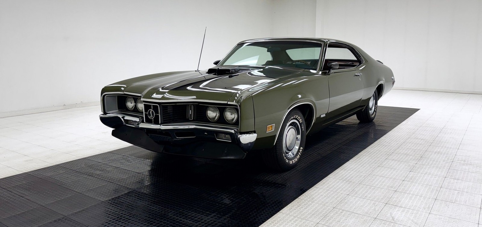 Mercury-Cyclone-1970-Hardtop-Saddle