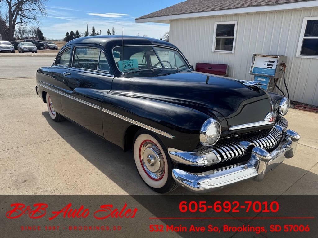 Mercury-Eight-1951-Black