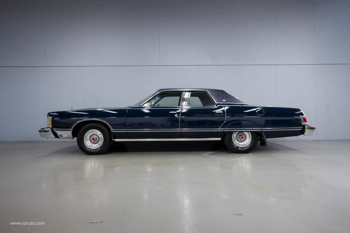 Mercury-Grand-marquis-1978-blue