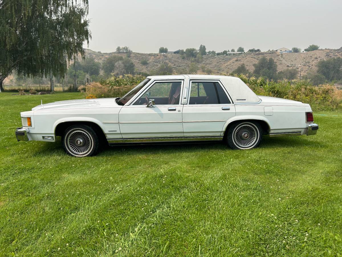 Mercury-Grand-marquis-1984