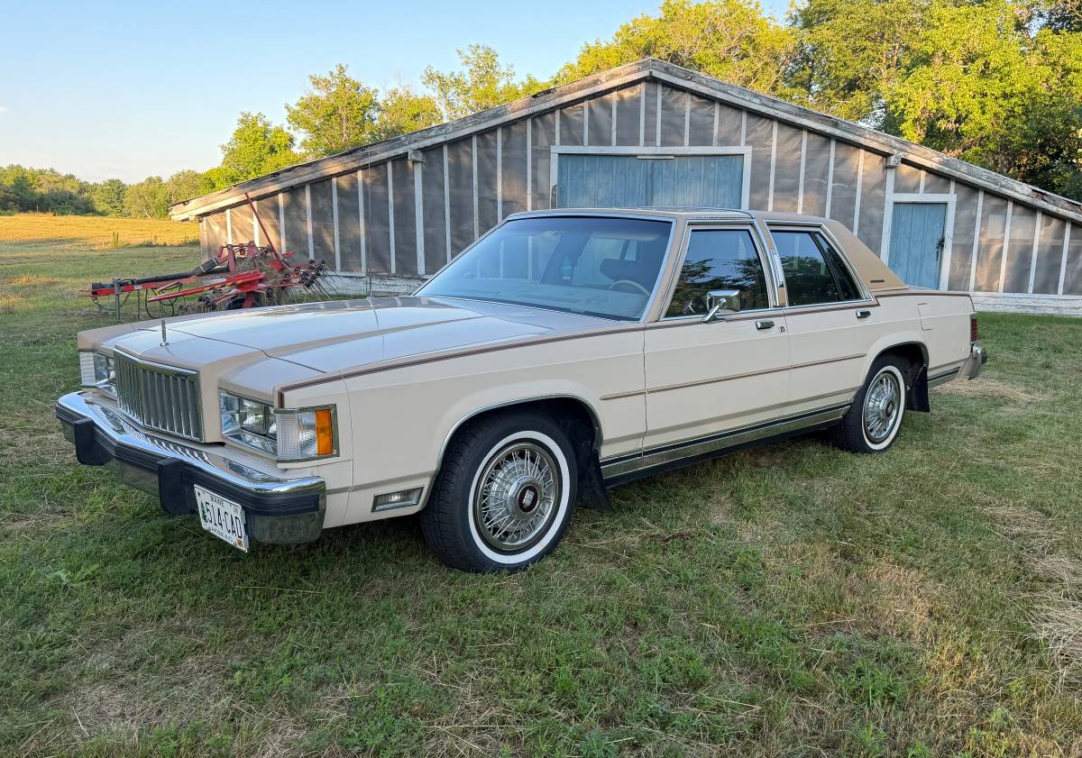 Mercury-Grand-marquis-1986-custom