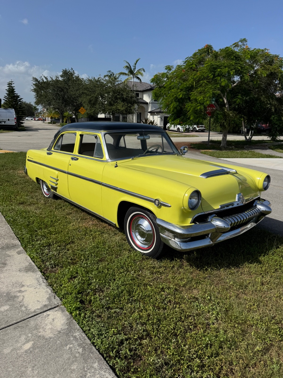 Mercury-Monterey-1954-Sedan