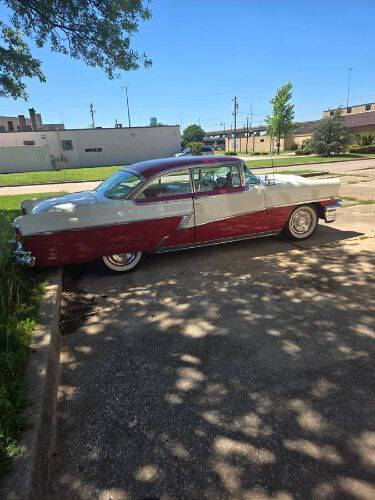 Mercury-Monterey-1956-RedWhite-RedWhite
