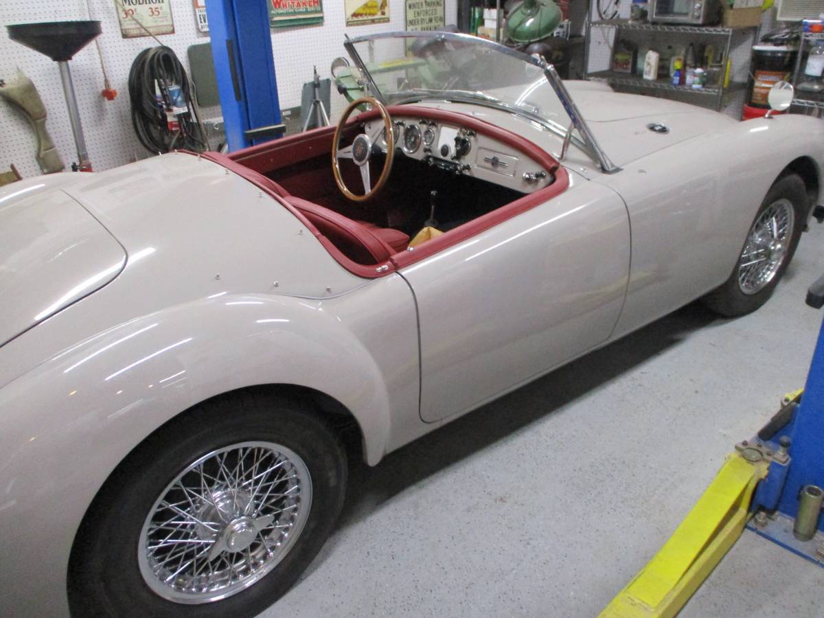 Mga-mark-1-roadster-1961-grey Mga-mark-1-roadster-1961-grey
