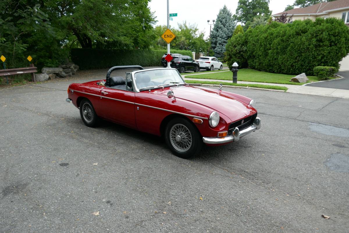 Mgb-convertible-1971-red