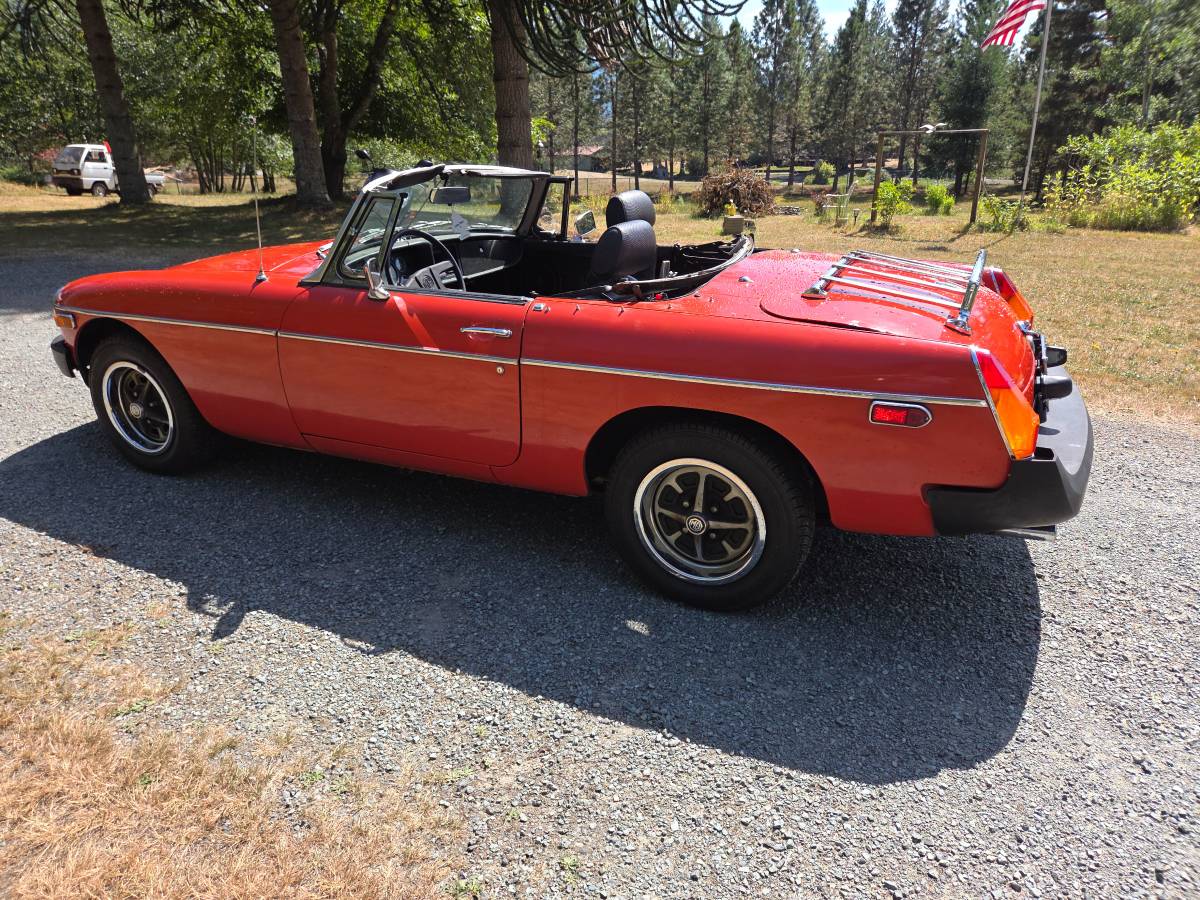 Mgb-convertible-1977