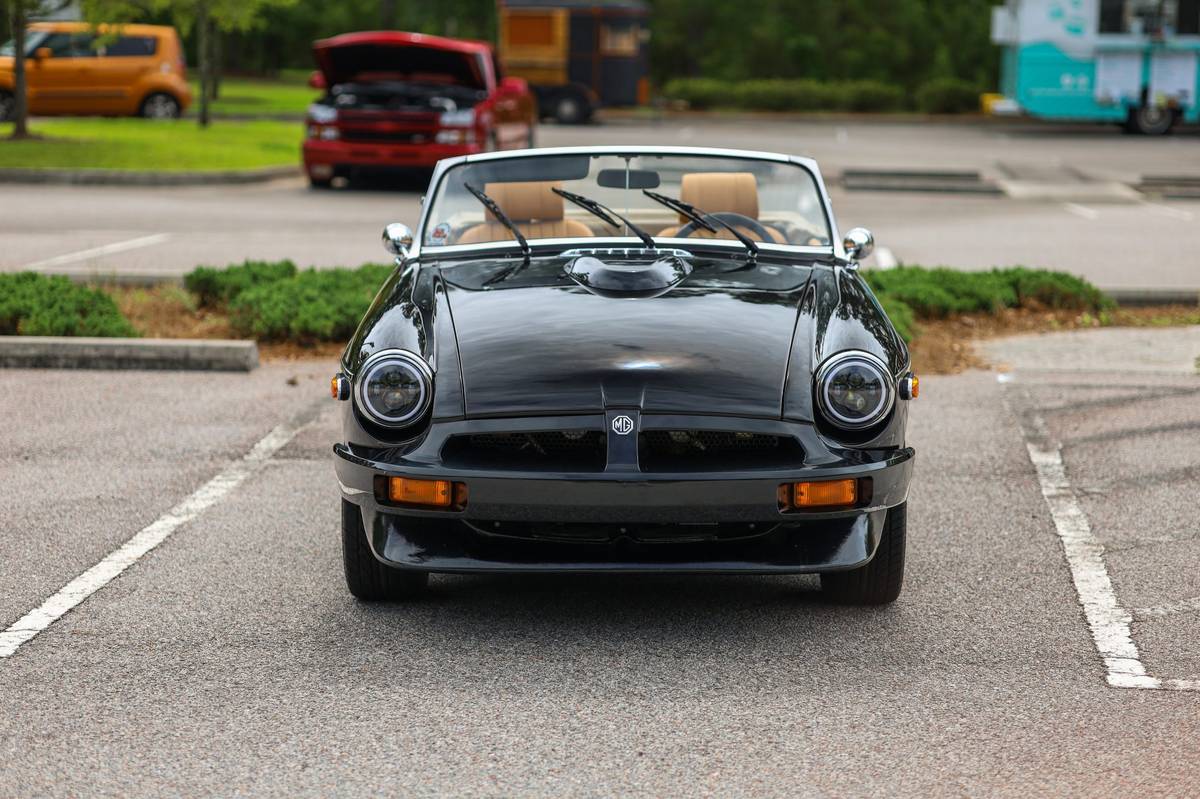 Mgb-convertible-1980-black