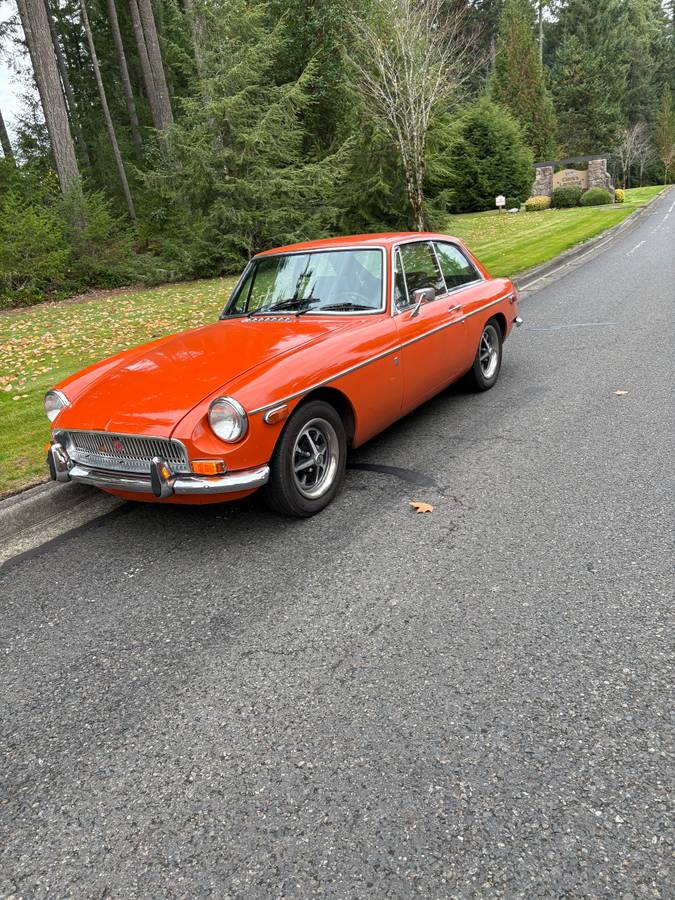 Mgb-gt-1971-Orange