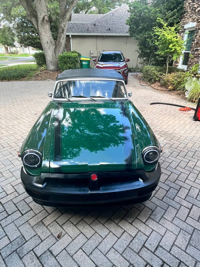 Mgb-roadster-1979-green