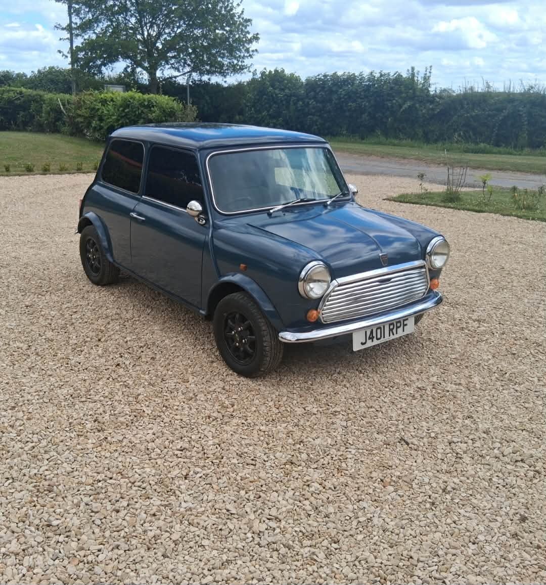 Mini-Classic-Mini-1991-Sedan