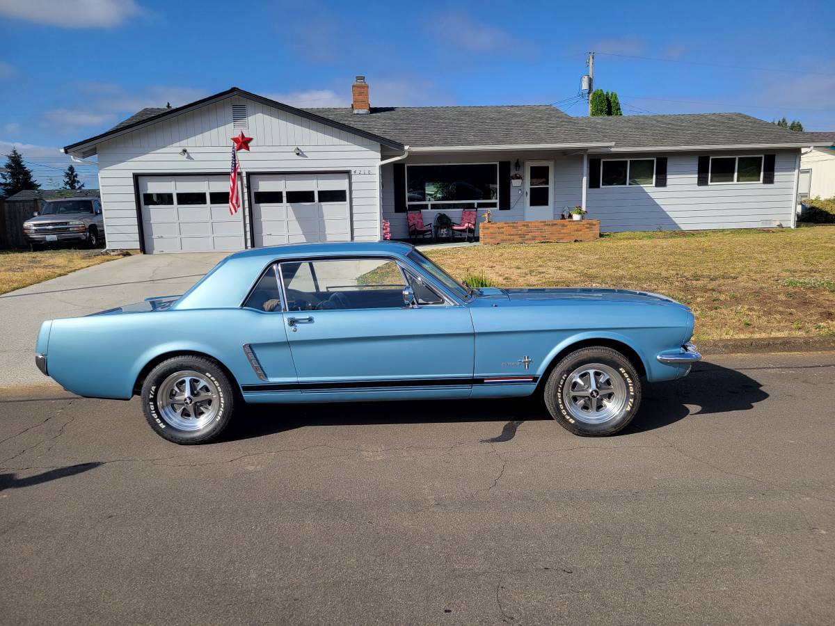 Mustang-65ah2216t7426-1965-blue