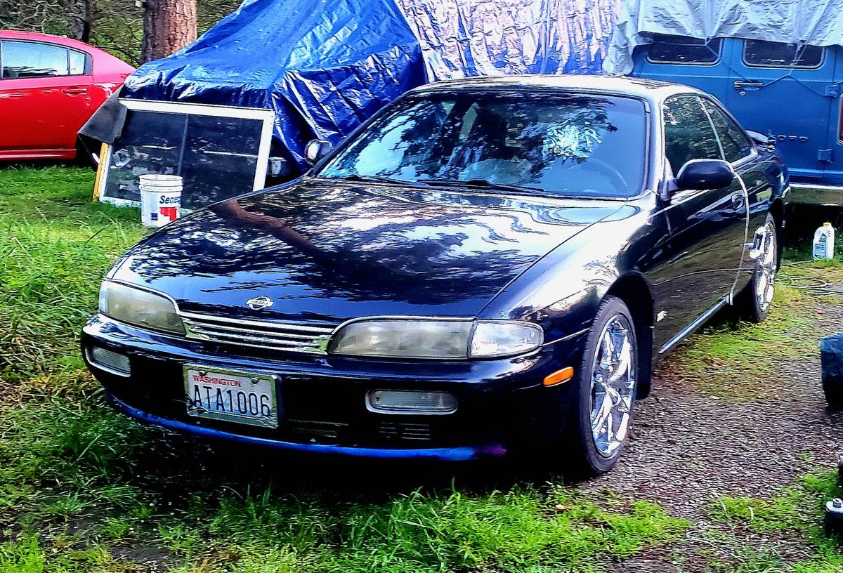 Nissan-240sx-se-1995-black