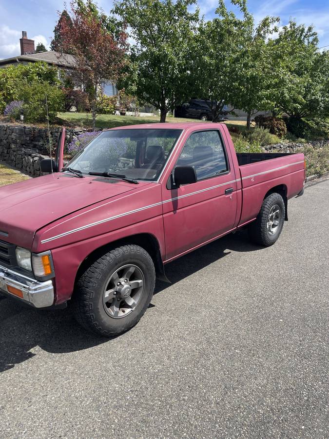 Nissan-Hardbody-pickup-1991-red