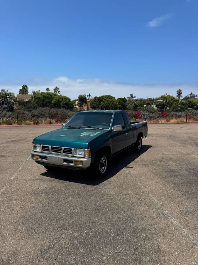 Nissan-Hardbody-pickup-1995-green