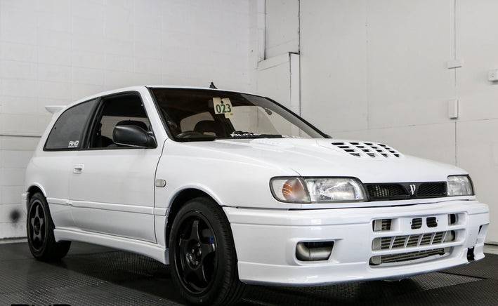 Nissan-Pulsar-gtir-1991-white