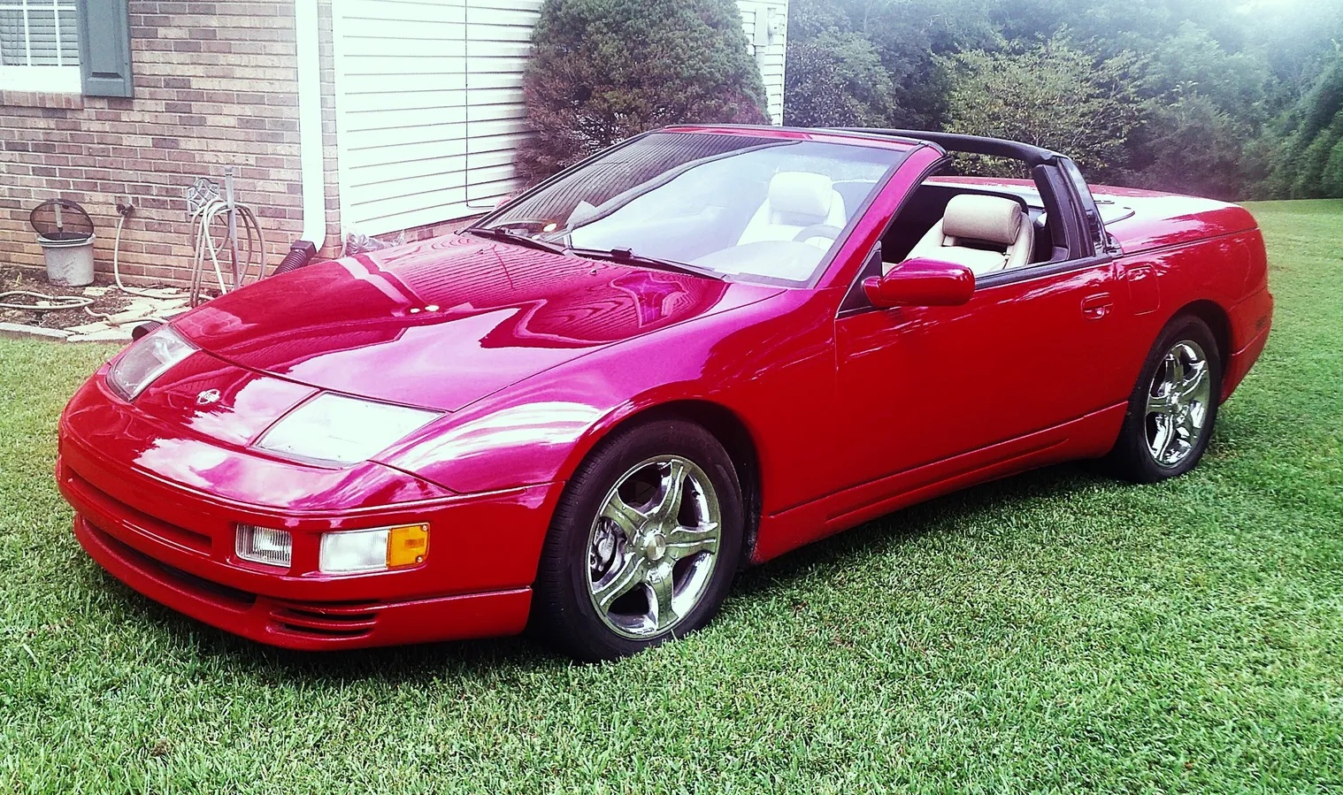 Nissan-Z-car-1995-Red-Tan