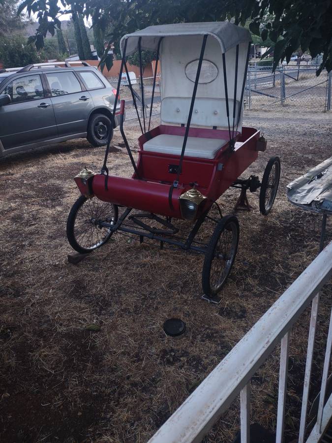 Oldsmobile-1901-red