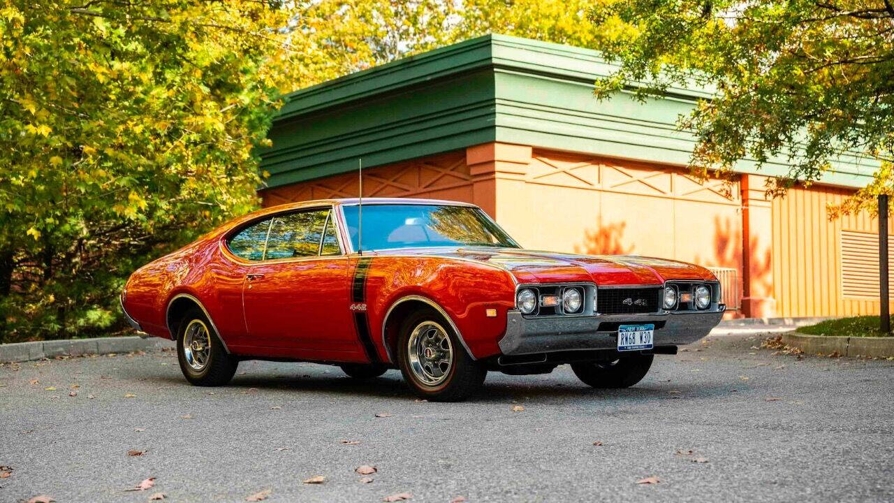 Oldsmobile-442-w-30-1968-Red-Black Oldsmobile-442-w-30-1968-Red-Black