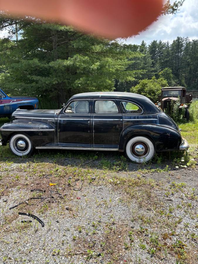 Oldsmobile-66-special-1941-black