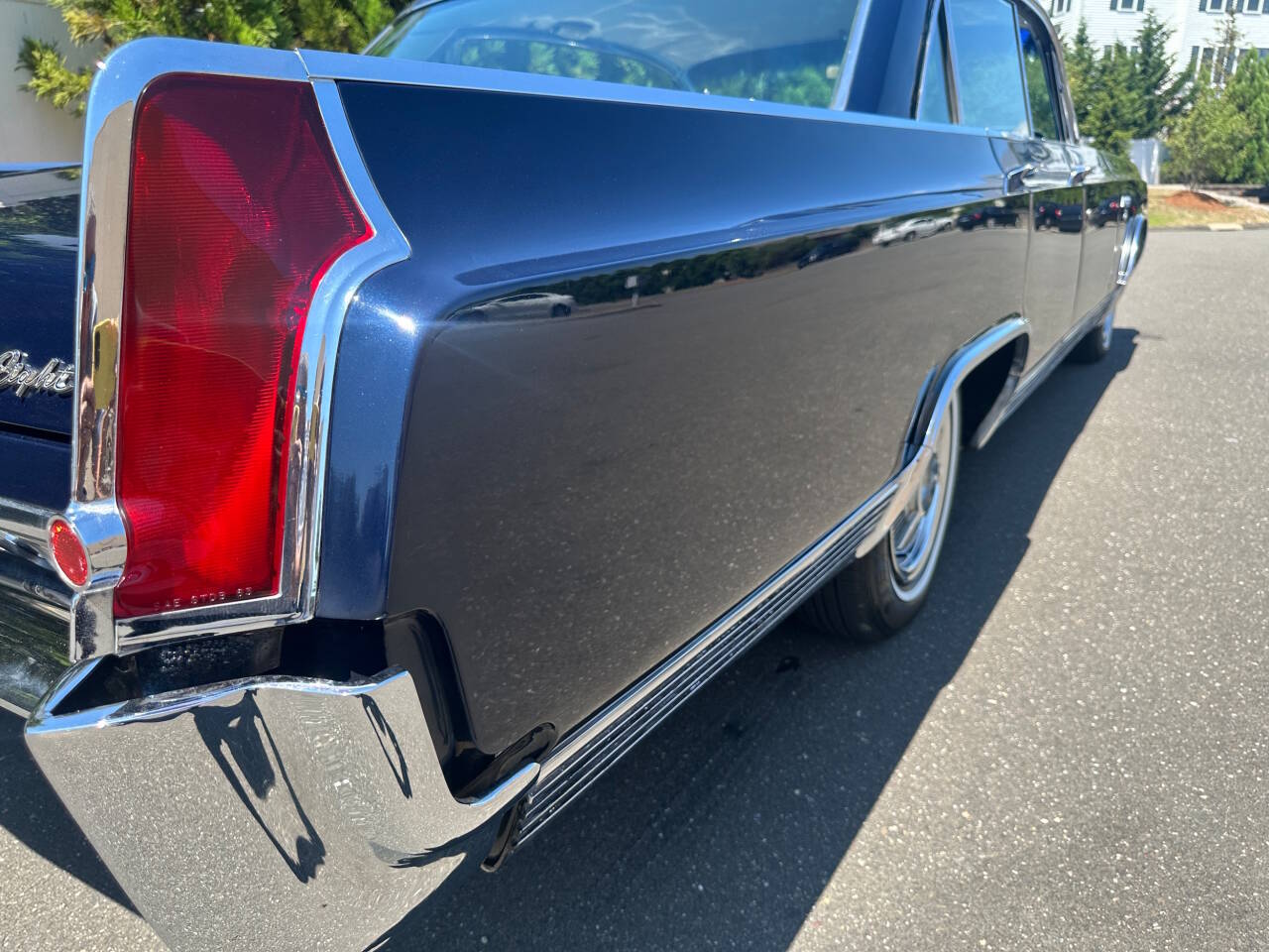 Oldsmobile-98-1963-Blue-Blue