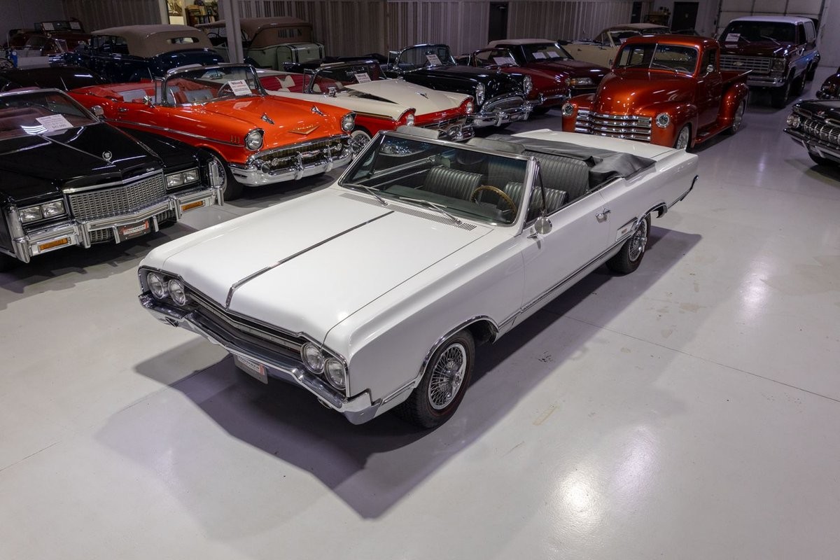 Oldsmobile Cutlass 1965