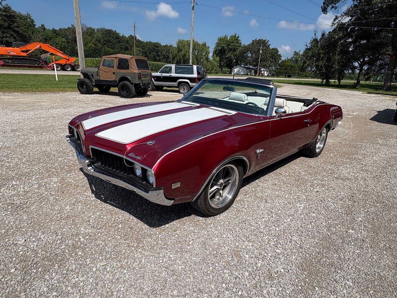 Oldsmobile-Cutlass-1969-Red-White