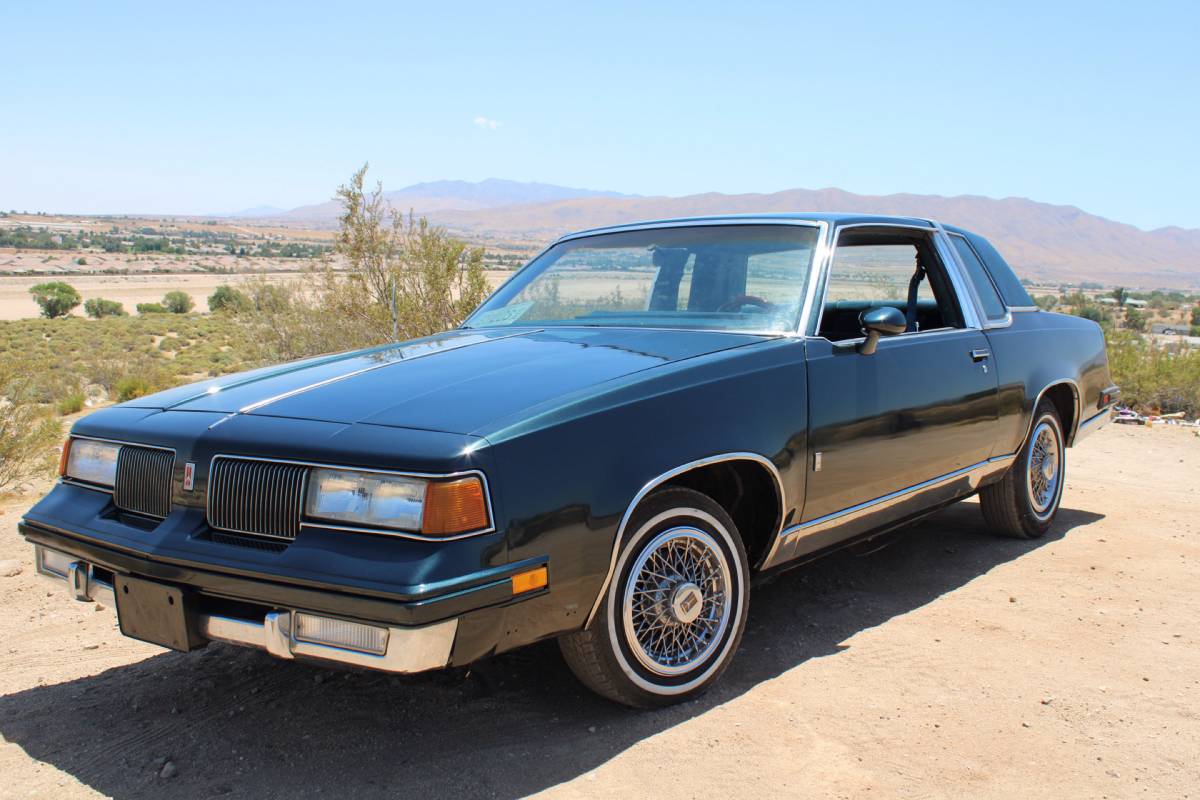 Oldsmobile-Cutlass-brougham-1987-blue