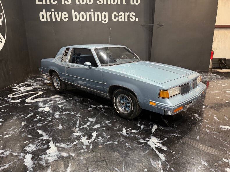 Oldsmobile-Cutlass-supreme-1987 Oldsmobile-Cutlass-supreme-1987