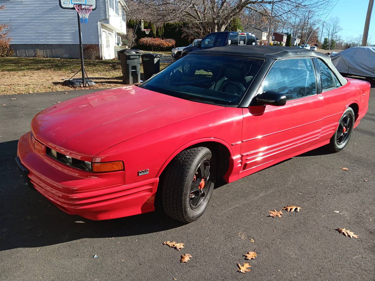 Oldsmobile-Cutlass-supreme-con.-1993-red