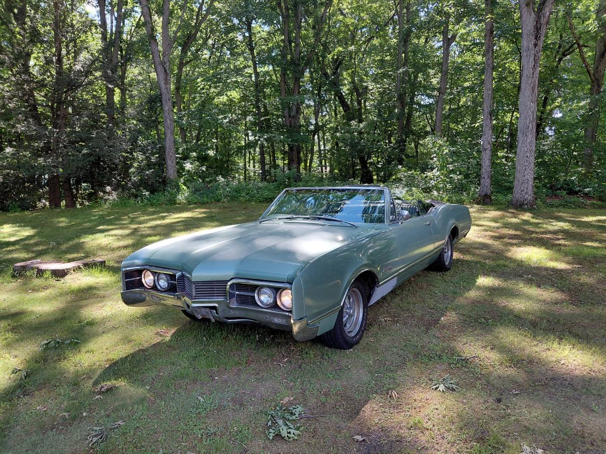 Oldsmobile-Delmont-88-1967