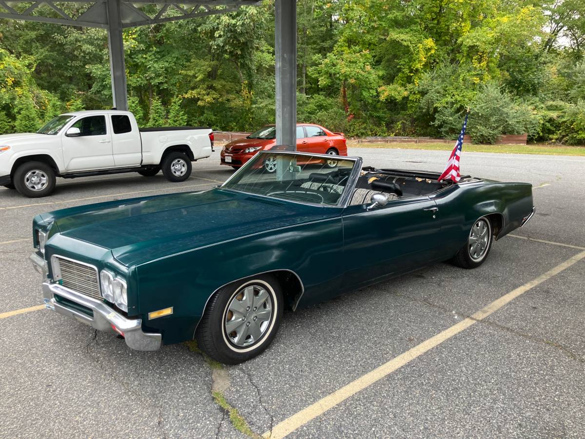 Oldsmobile-Delta-88-1970