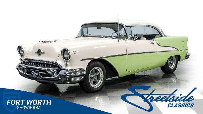 Oldsmobile-Deluxe-88-1955-Chartreuse-Dark-Green