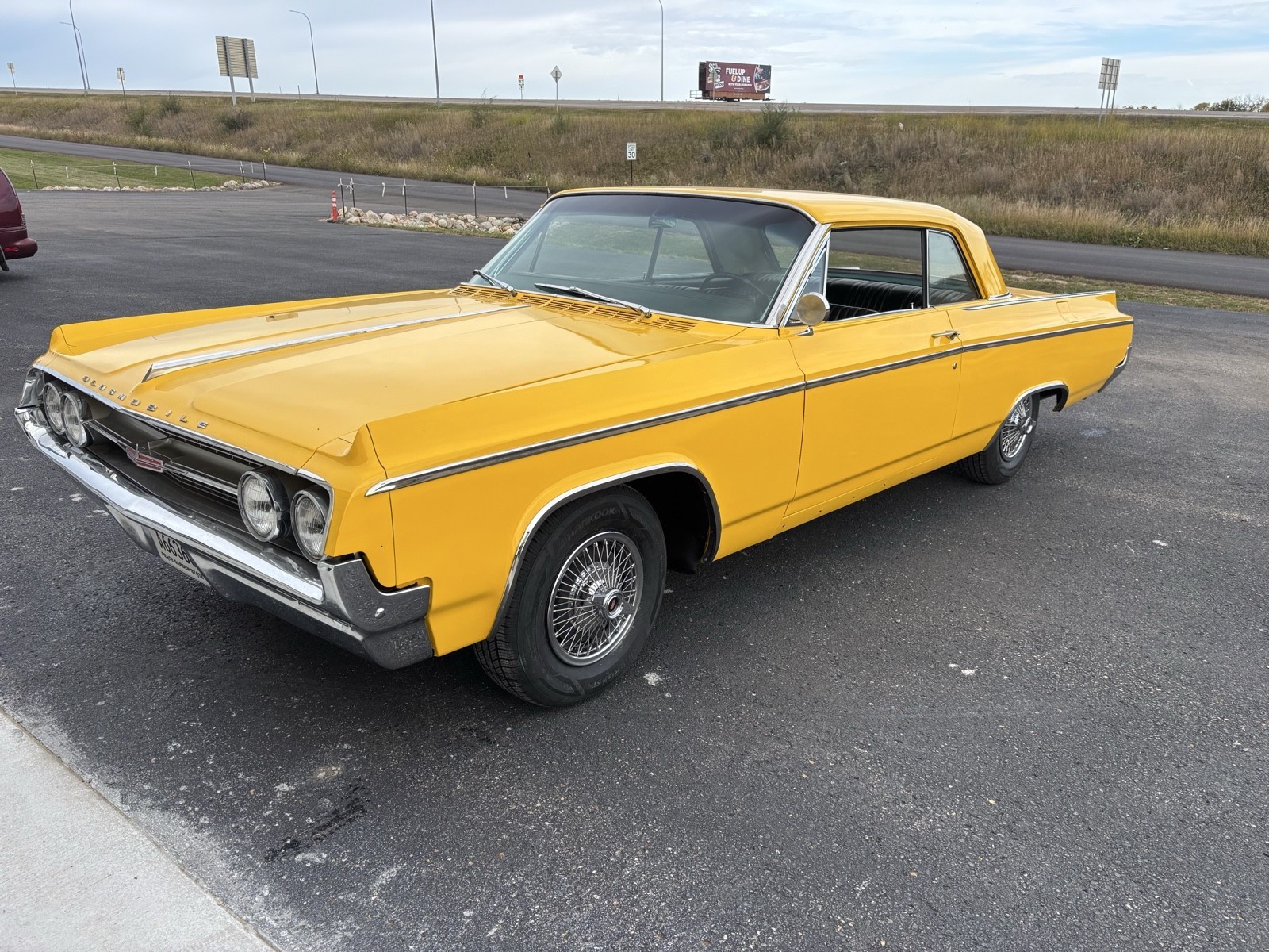 Oldsmobile-Dynamic-88-1964