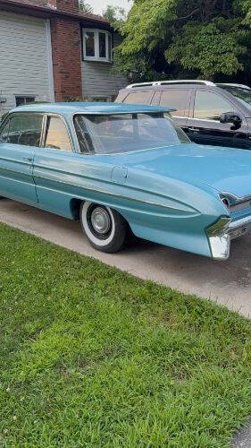 Oldsmobile-Eighty-eight-1961-Blue Oldsmobile-Eighty-eight-1961-Blue
