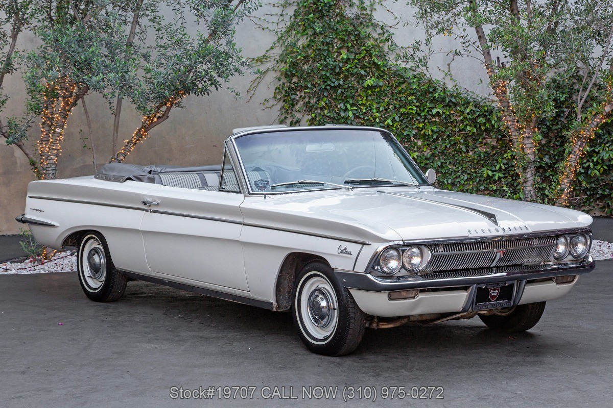 Oldsmobile-F-85-1962