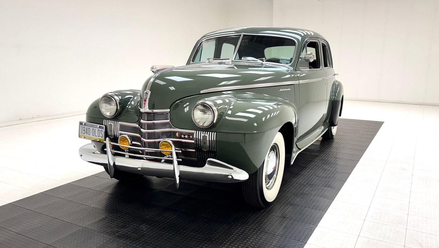 Oldsmobile Series 90 1940