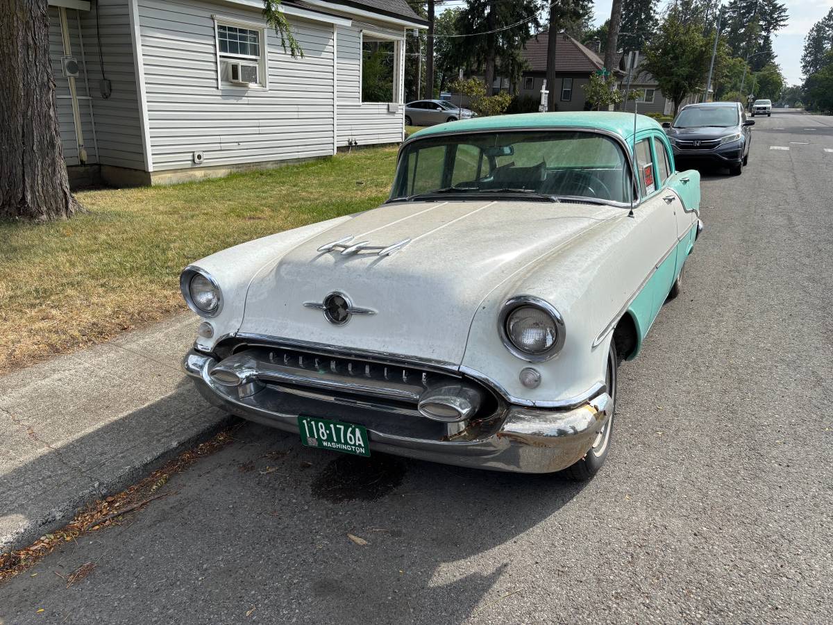 Oldsmobile-Super-88-1955