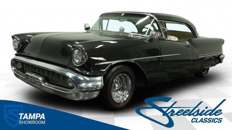 Oldsmobile Super 88 1957, photo 1