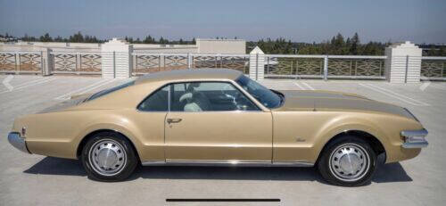 Oldsmobile-Toronado-1969