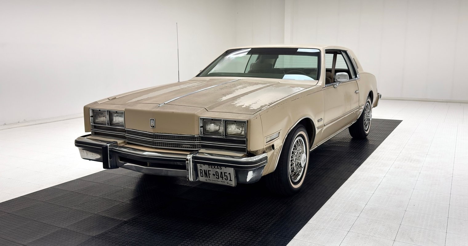 Oldsmobile Toronado 1985