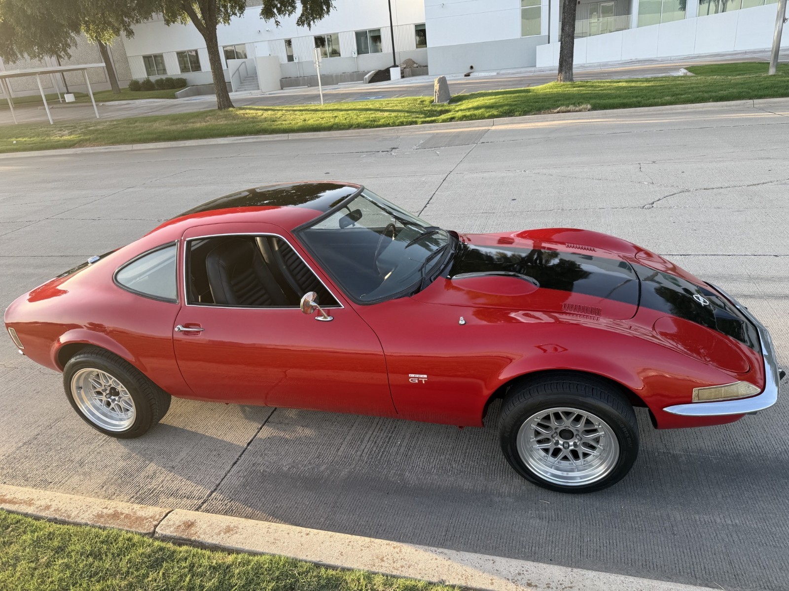 Opel-GT-1970-Coupe-Black