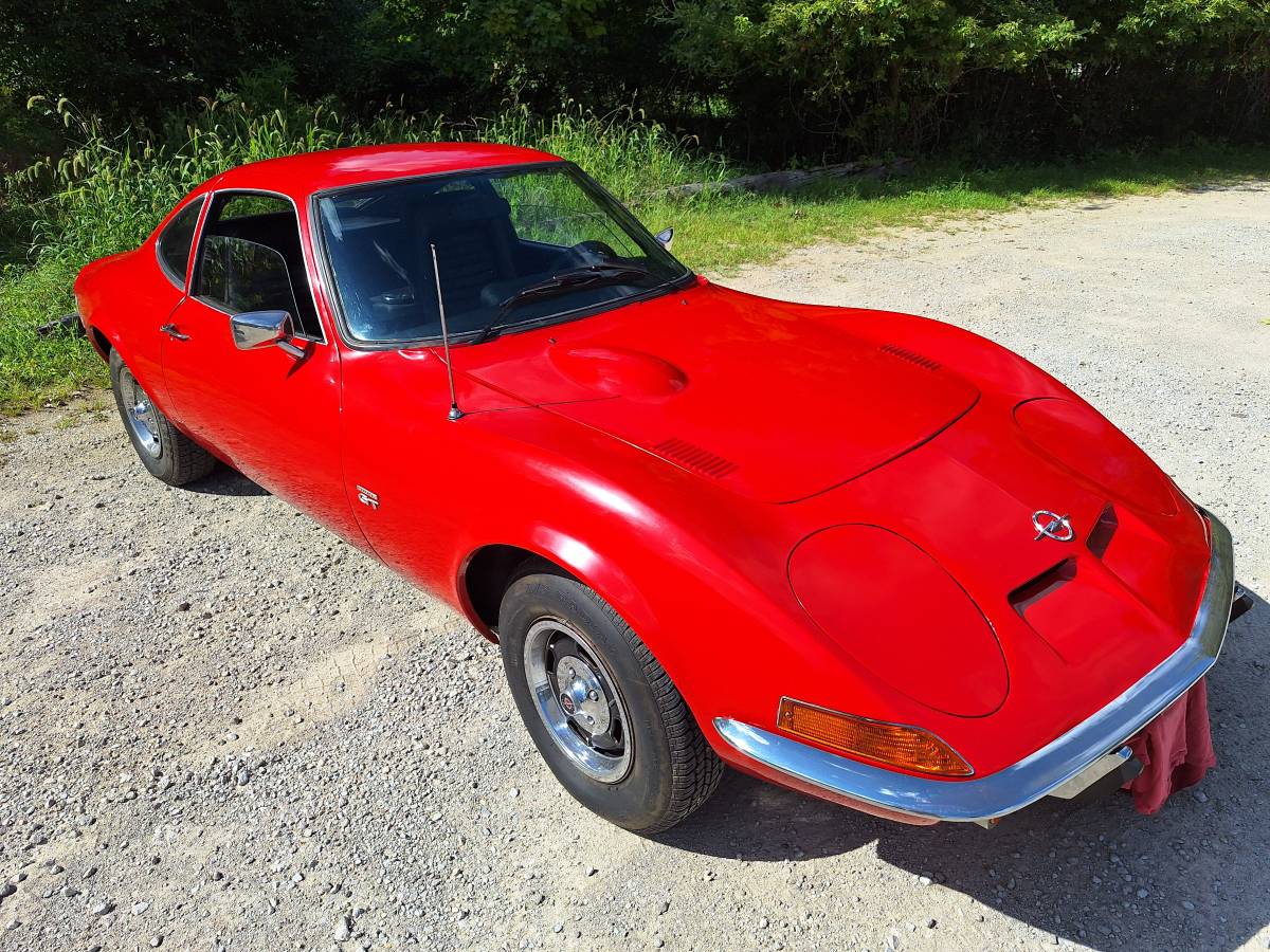Opel-Gt-1970-red