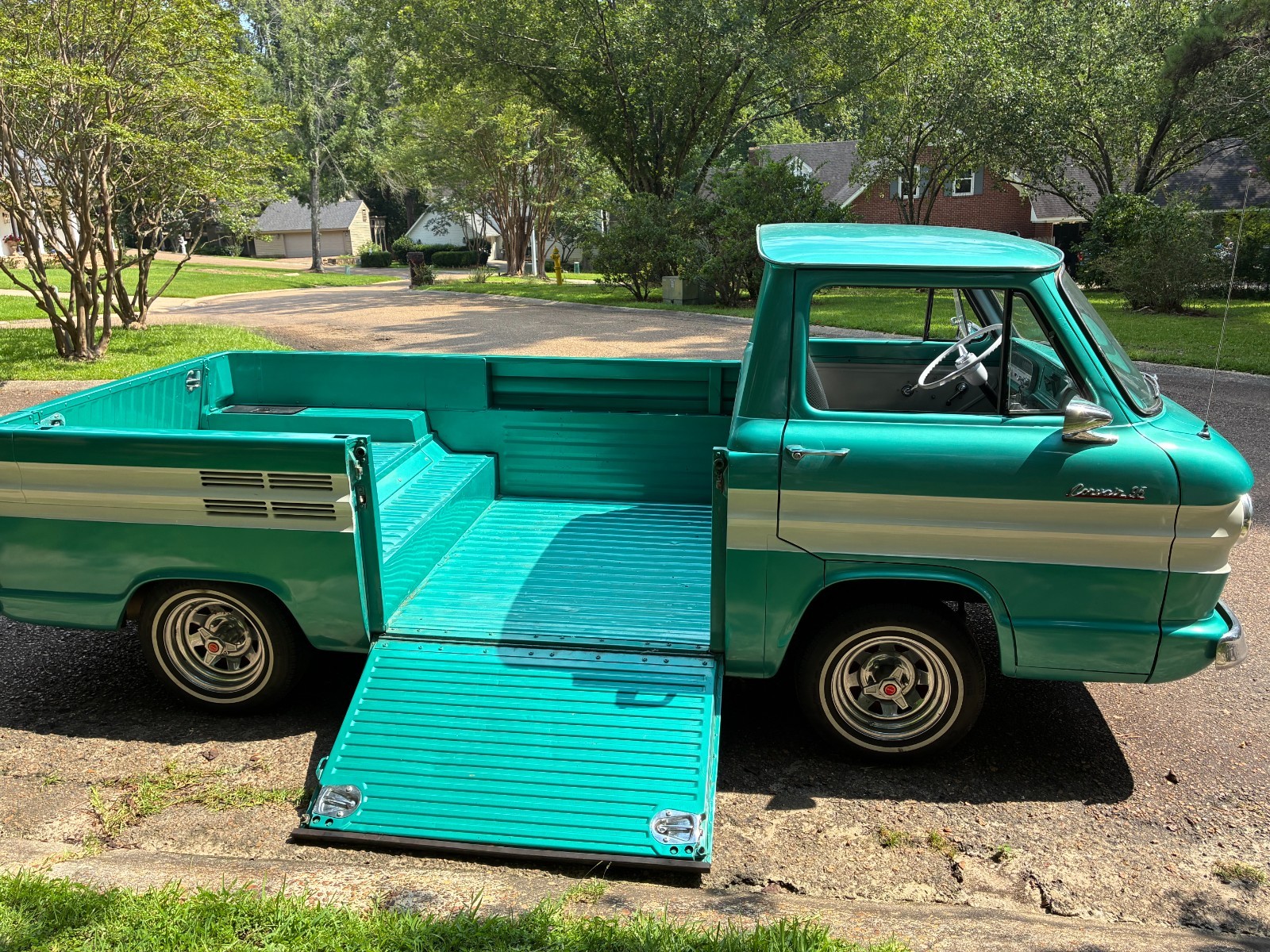 Other-Makes-GREENBRIER-95-1961-PICKUP-AQUAWHITE