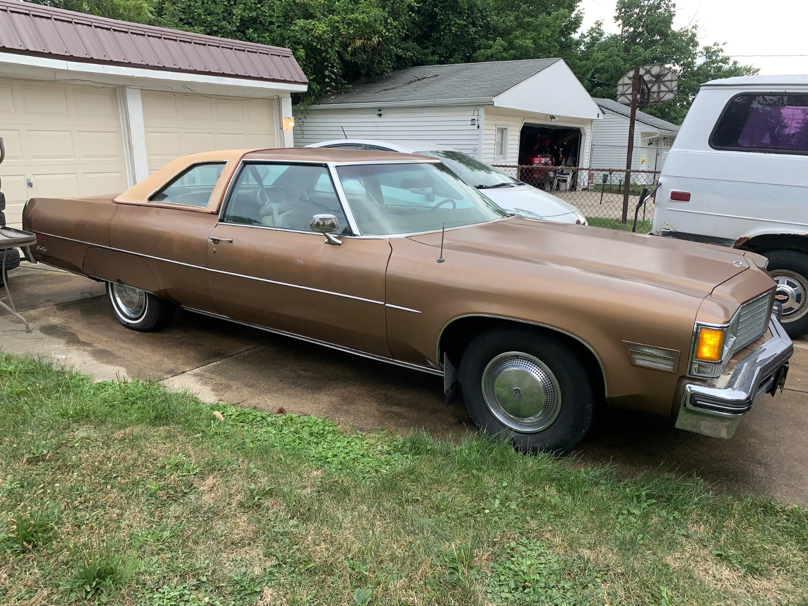 Other-Makes-Oldsmobile-98-Regency-1976-Coupe-Tan
