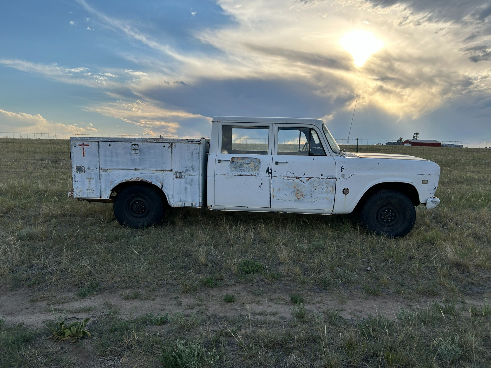Other-Makes-Travelette-Crew-Cab-1973-Crew-Cab