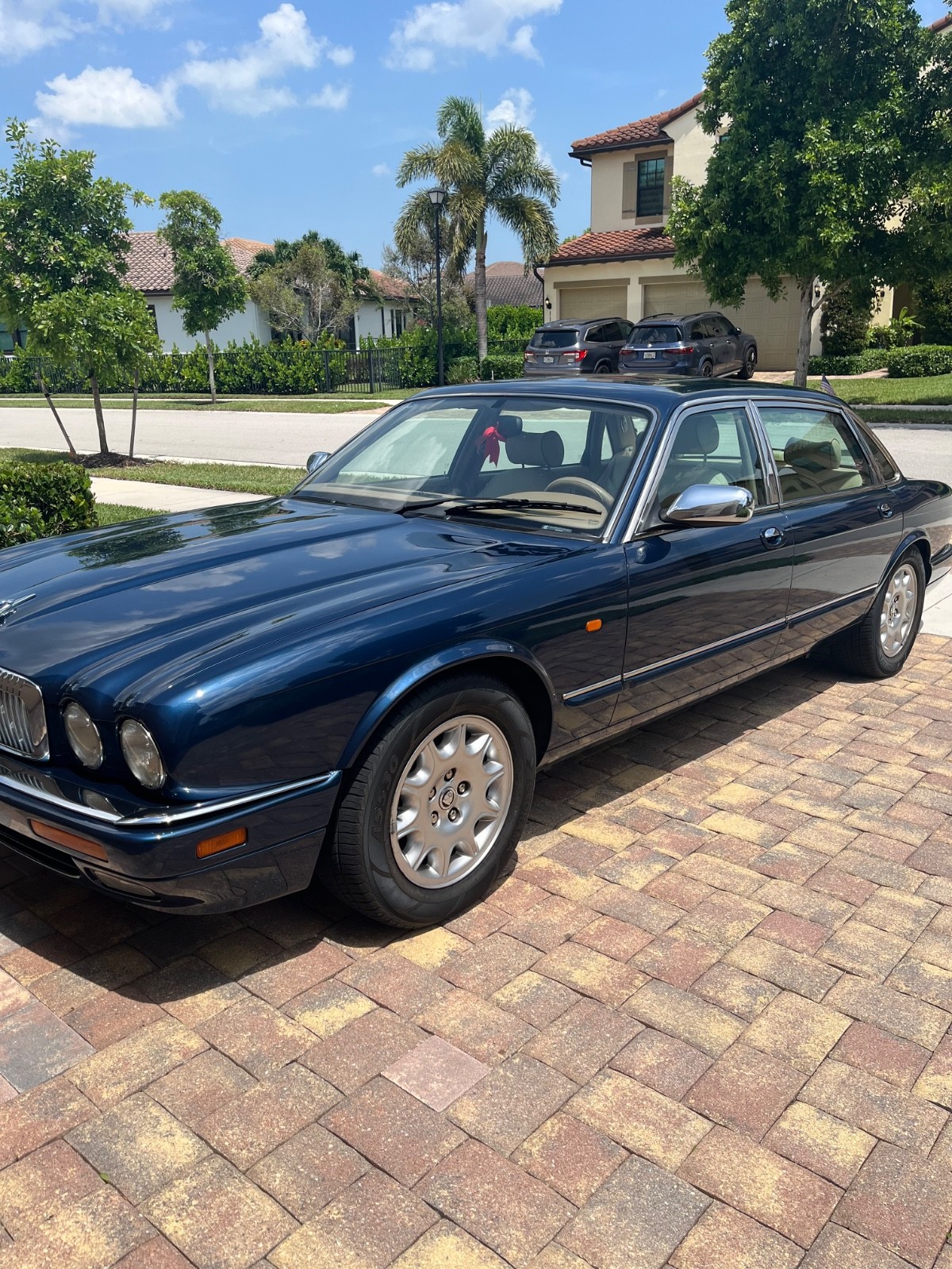 Other-Makes-Vanden-Plas-1996-Sedan