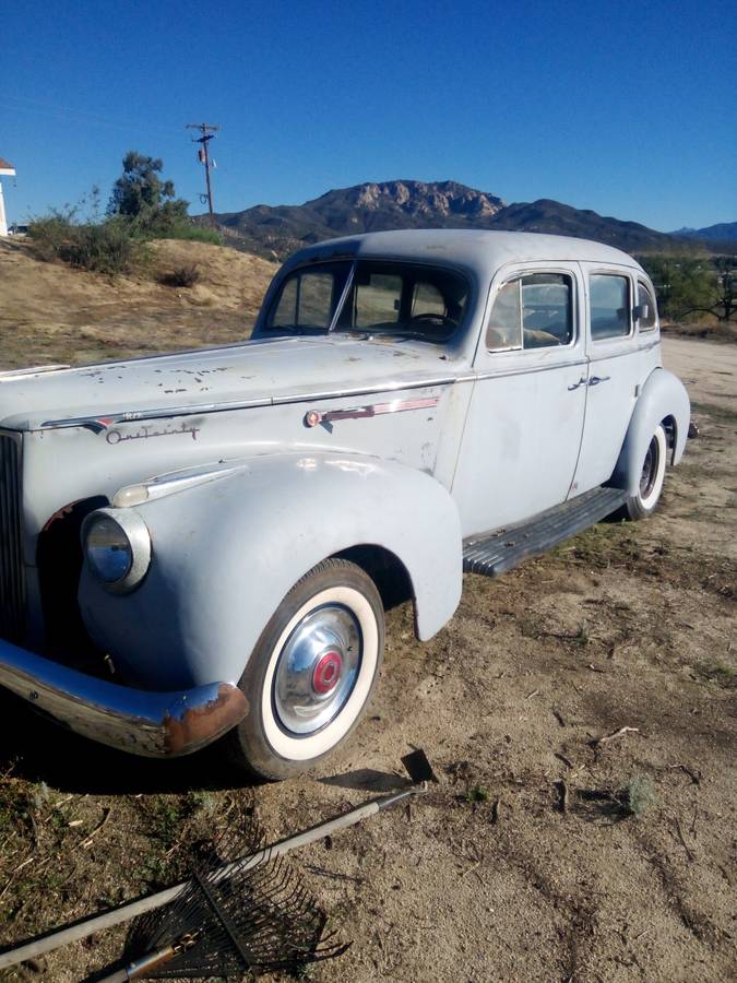 Packard-120-sedan-1941-grey