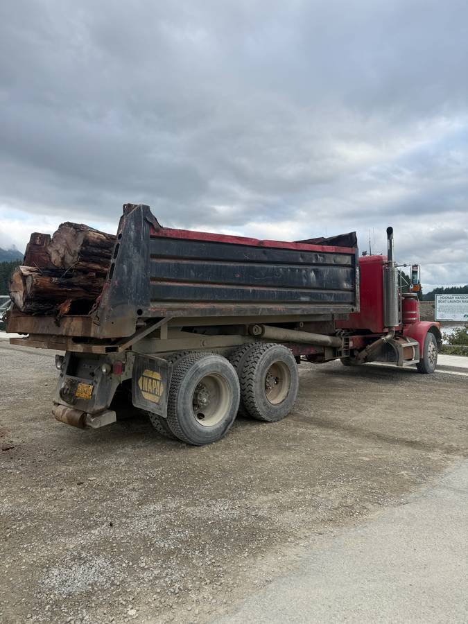 Peterbilt-378-1988-Red