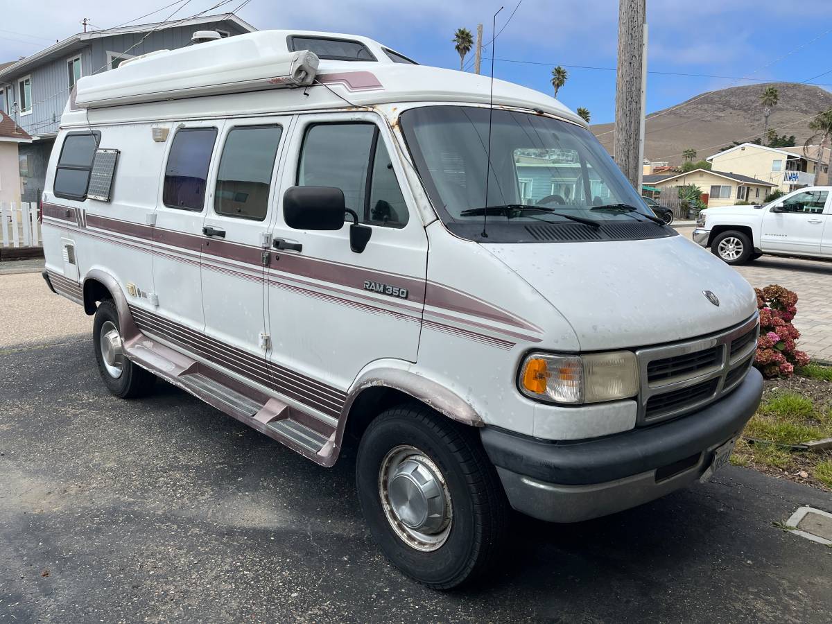 Pleasure-way-dodge-van-chassis-1995-white