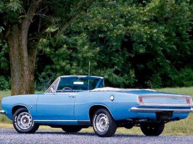 Plymouth-Barracuda-1968-Blue-White